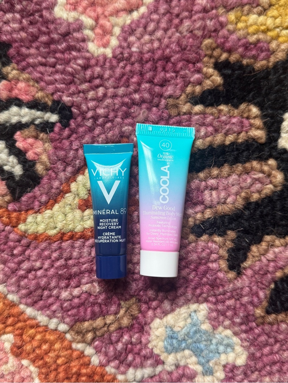 Beauty Samples Set Bundle - Picture 6 of 6
